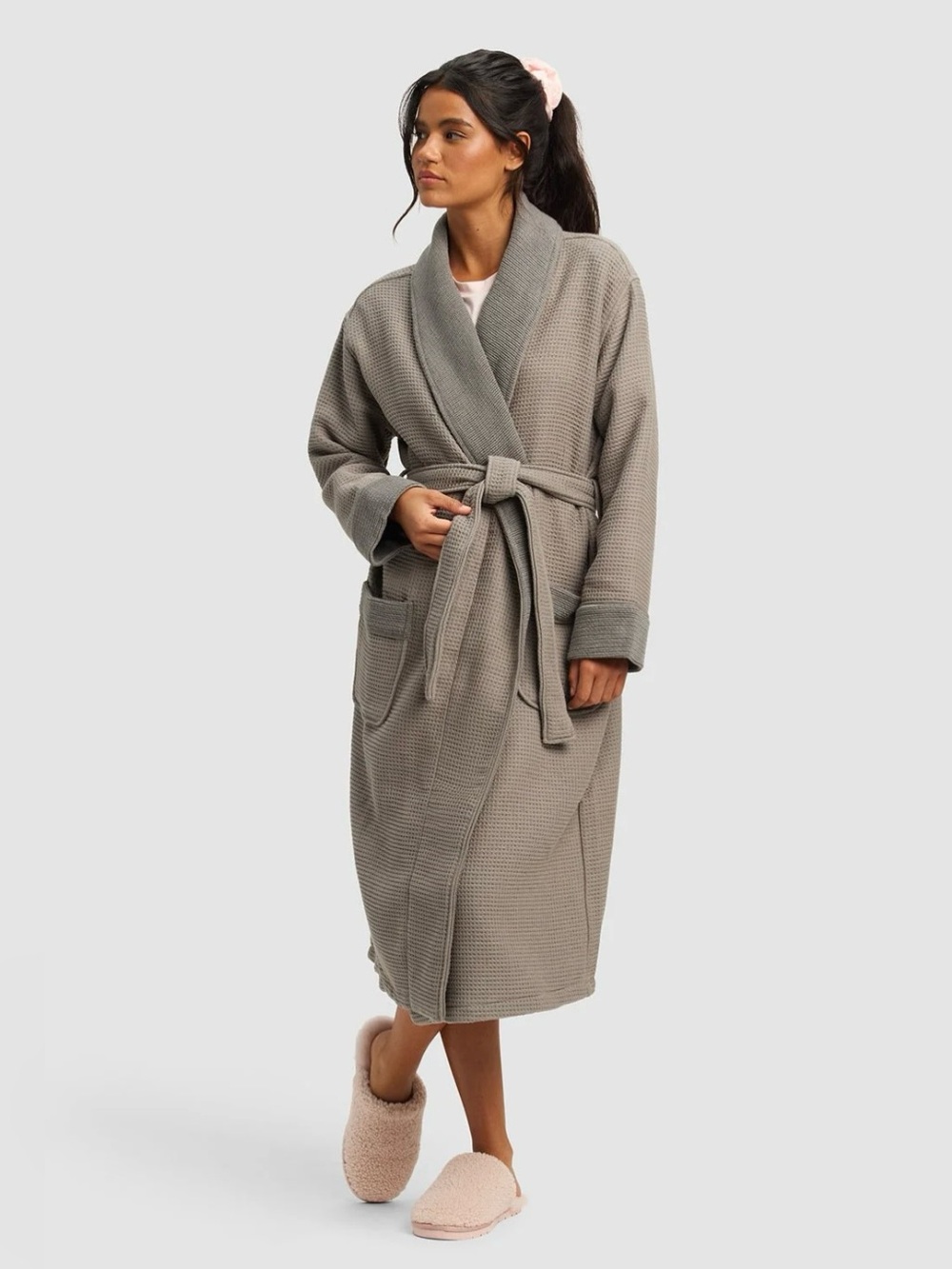 Cozy Earth Waffle-Knit Bath Robe in Charcoal